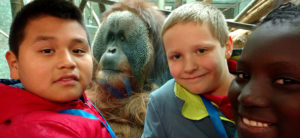 kids at Zoo
