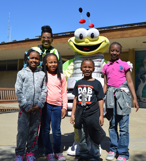 Party for the Planet - Family with Louie the Lightning Bug